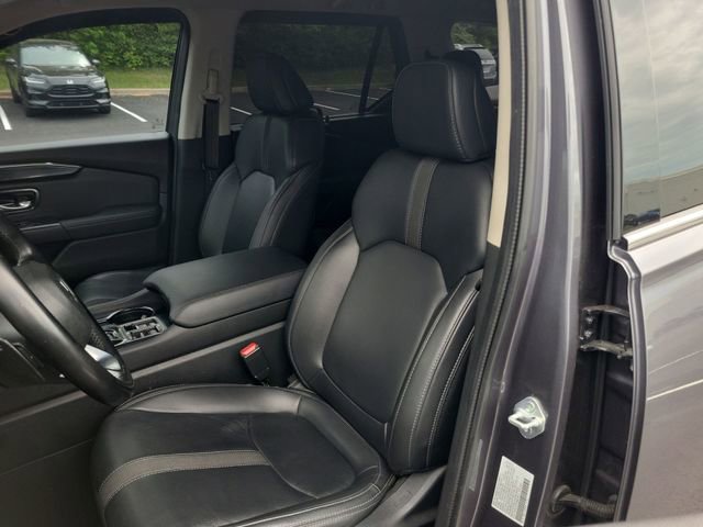 Used 2024 Honda Pilot Touring image 19
