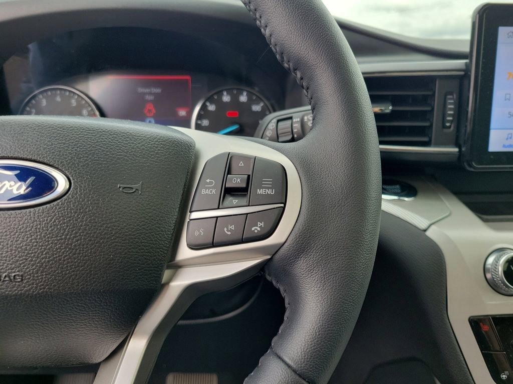 Certified 2023 Ford Explorer XLT w/ Equipment Group 202A image 25