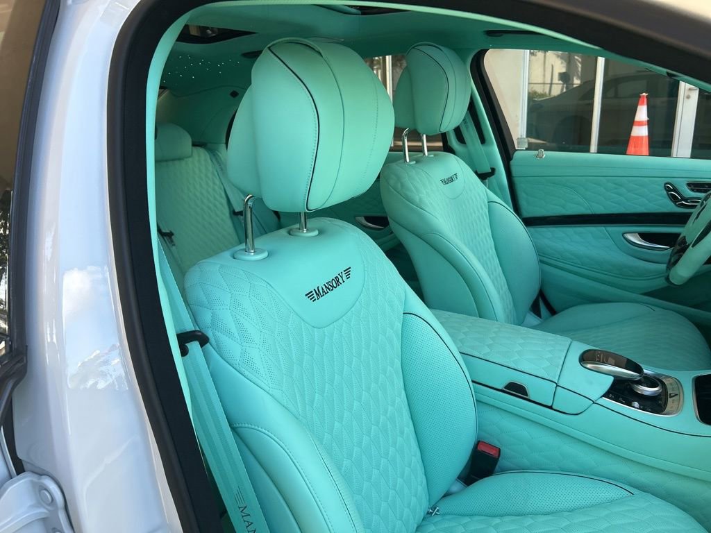 Used 2019 Mercedes-Benz S 560 Sedan w/ Premium Package image 21