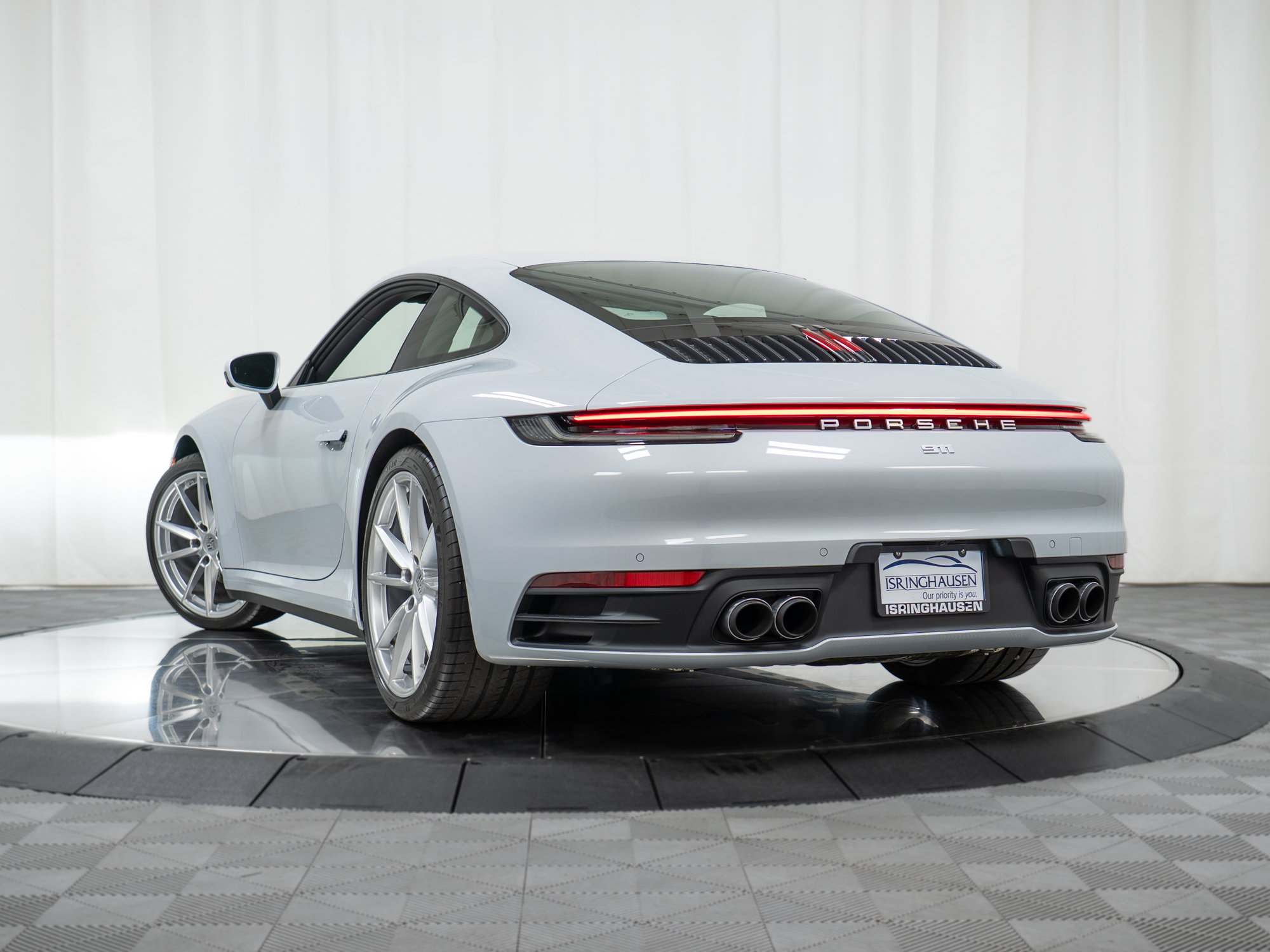Certified 2024 Porsche 911 Carrera RWD image 39