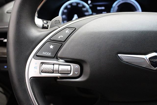 Used 2023 Genesis G80 Base image 28