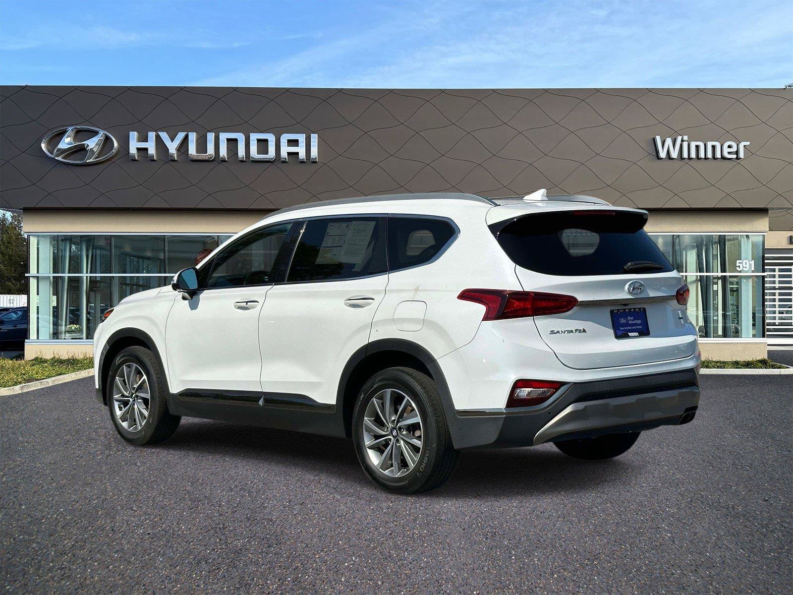 Used 2020 Hyundai Santa Fe Limited w/ Cargo Package AWD/4WD image 2