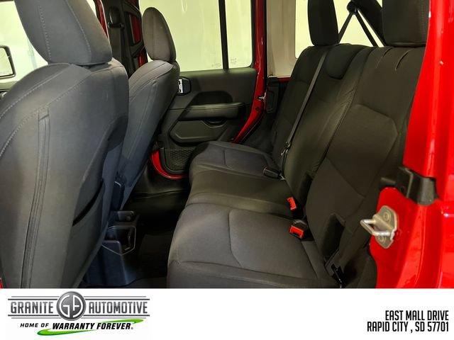 Used 2023 Jeep Wrangler Unlimited Sahara AWD/4WD image 25