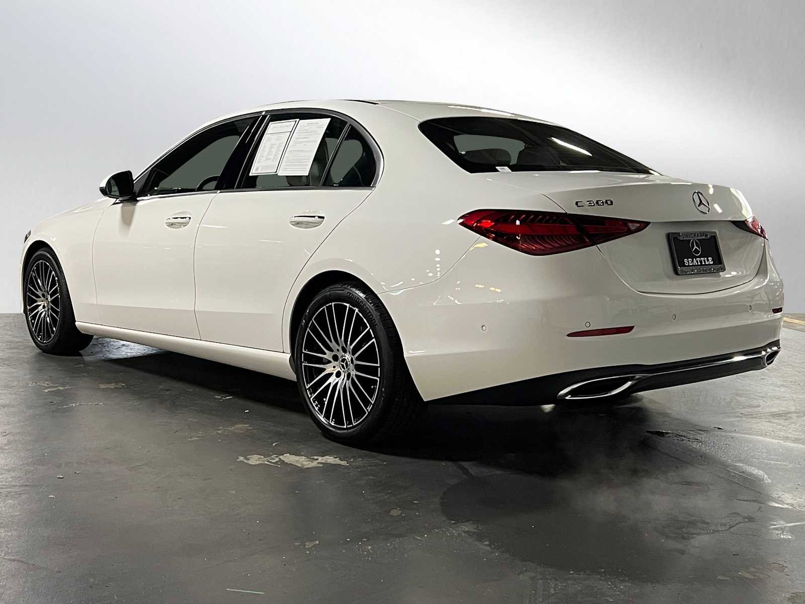 Certified 2025 Mercedes-Benz C 300 Sedan image 6