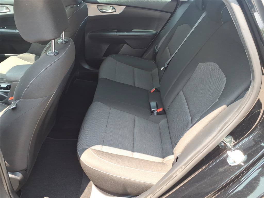 Used 2023 Kia Forte LXS FWD image 13