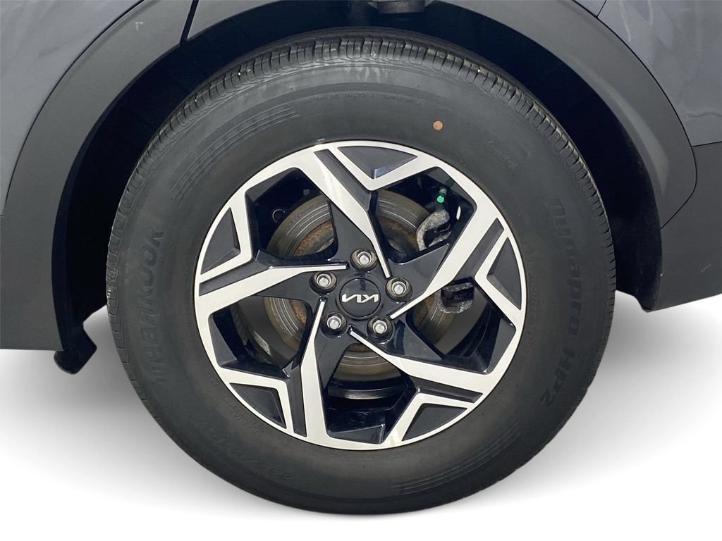 Used 2024 Kia Sportage LX FWD image 29