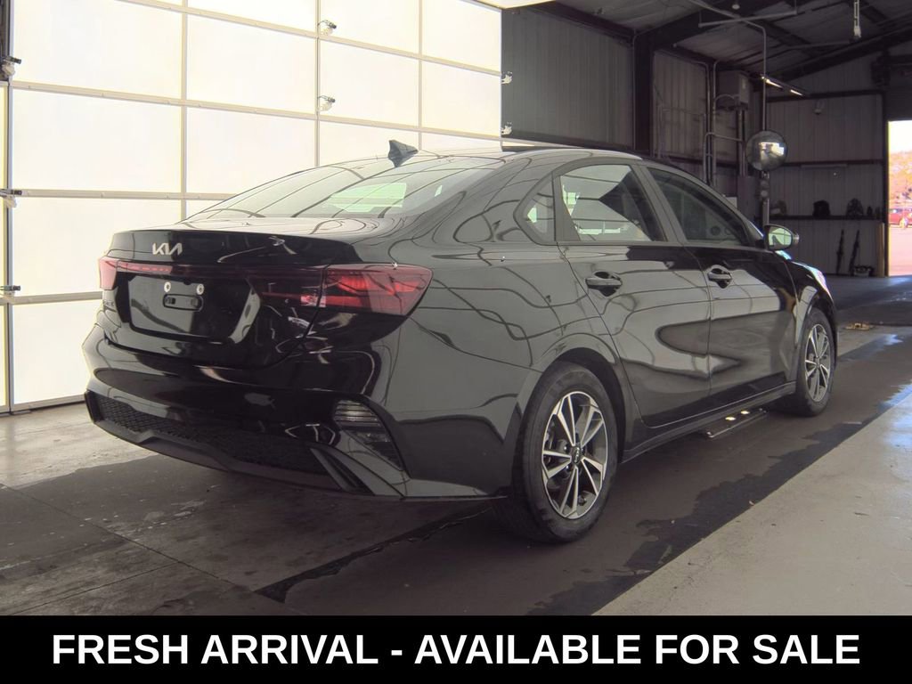 Used 2024 Kia Forte LXS w/ LXS Technology Package image 6