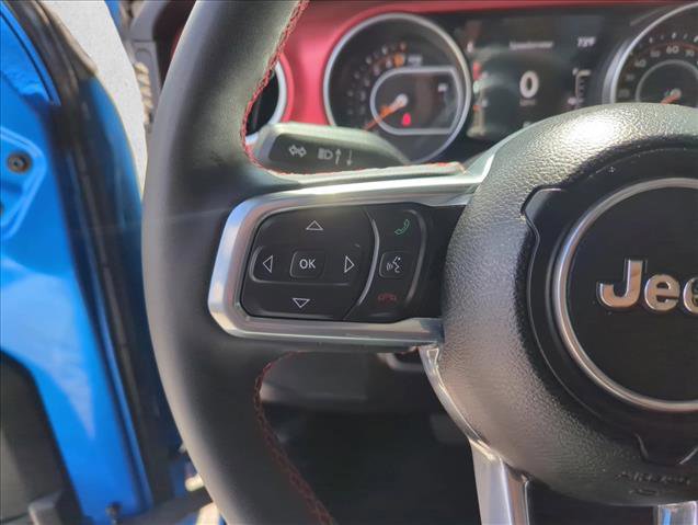 Used 2023 Jeep Gladiator Rubicon w/ Cold Weather Group AWD/4WD image 17