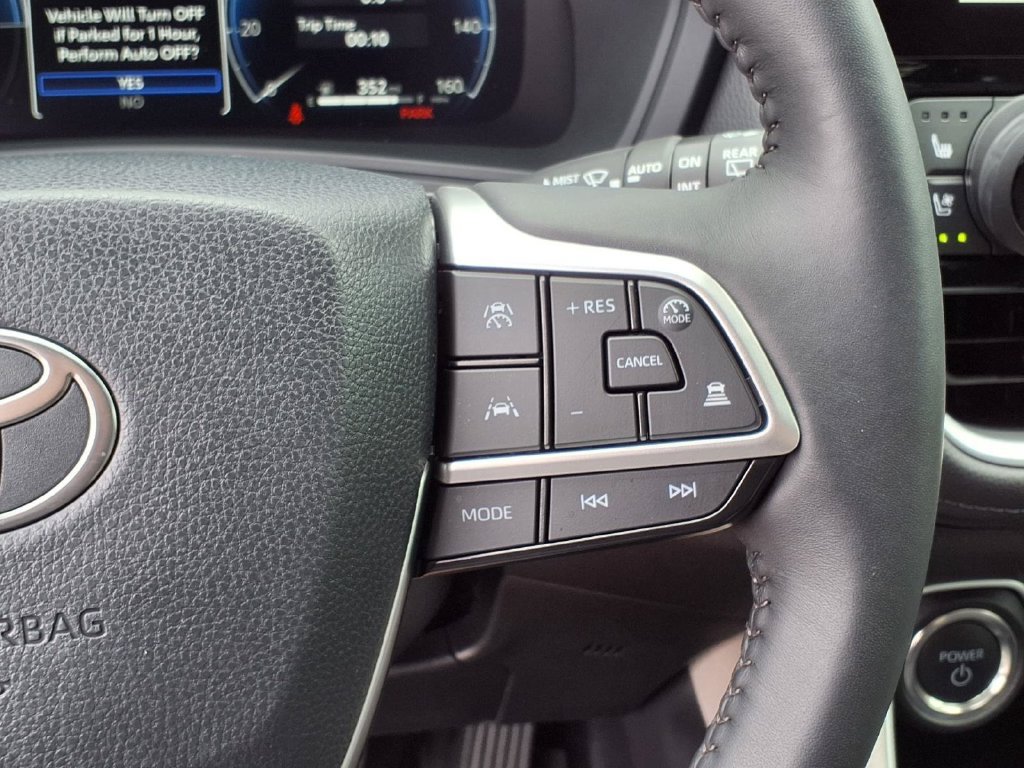 Used 2026 Toyota Grand Highlander AWD Hybrid image 36