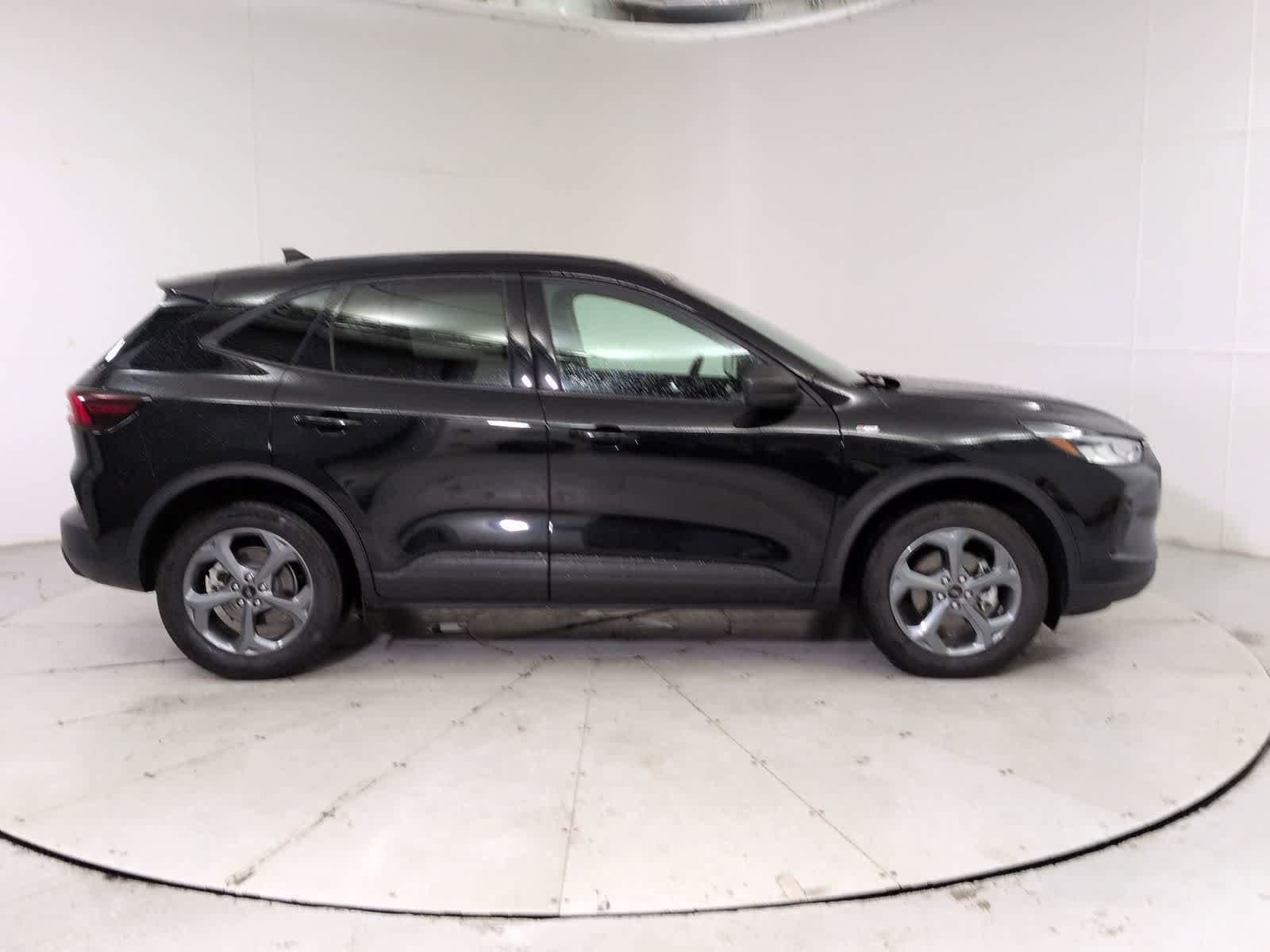 Used 2025 Ford Escape ST-Line image 7