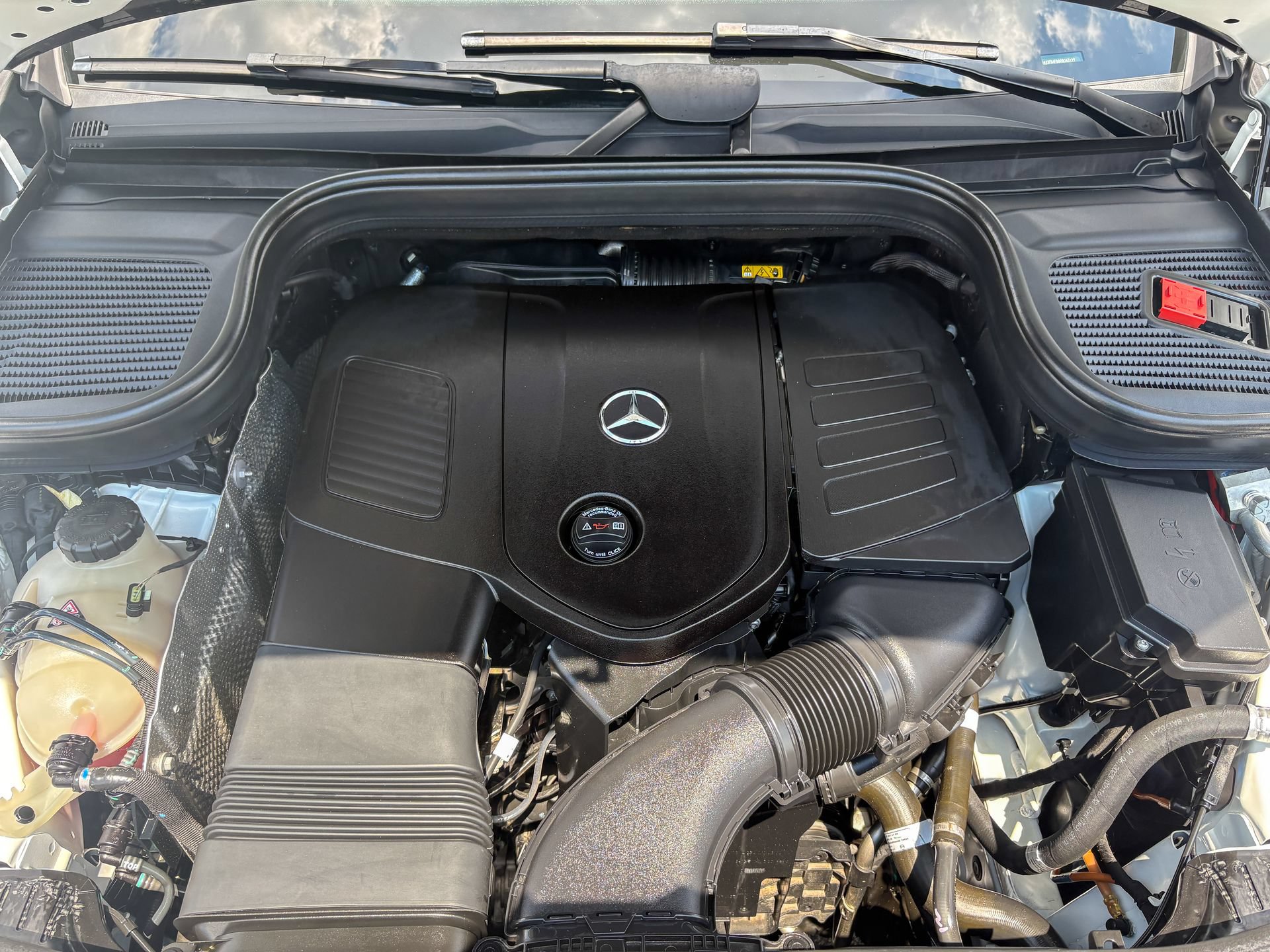 Used 2024 Mercedes-Benz GLE 350 4MATIC image 37