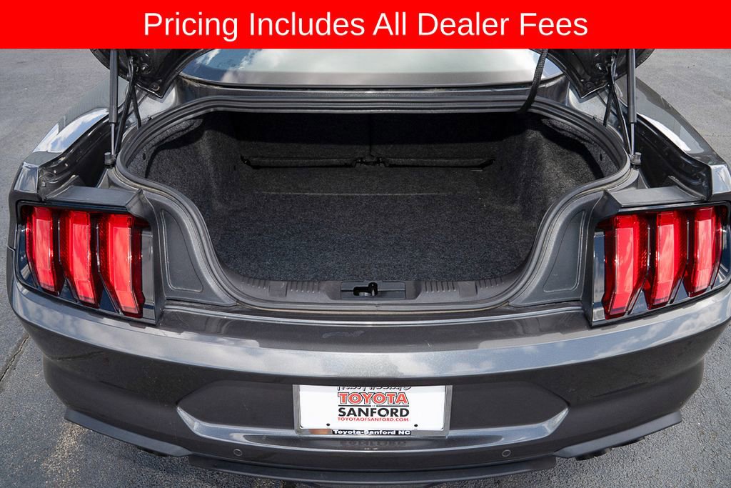 Used 2020 Ford Mustang GT Premium w/ GT Performance Package RWD image 7