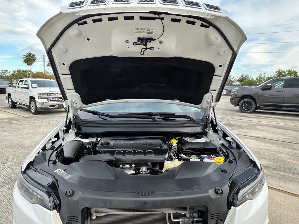 Certified 2019 Jeep Cherokee Limited image 30