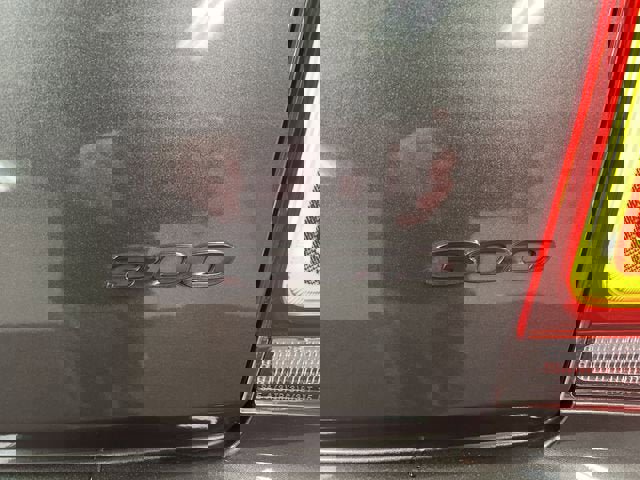 Used 2023 Chrysler 300 Touring L w/ Popular Equipment Group image 33