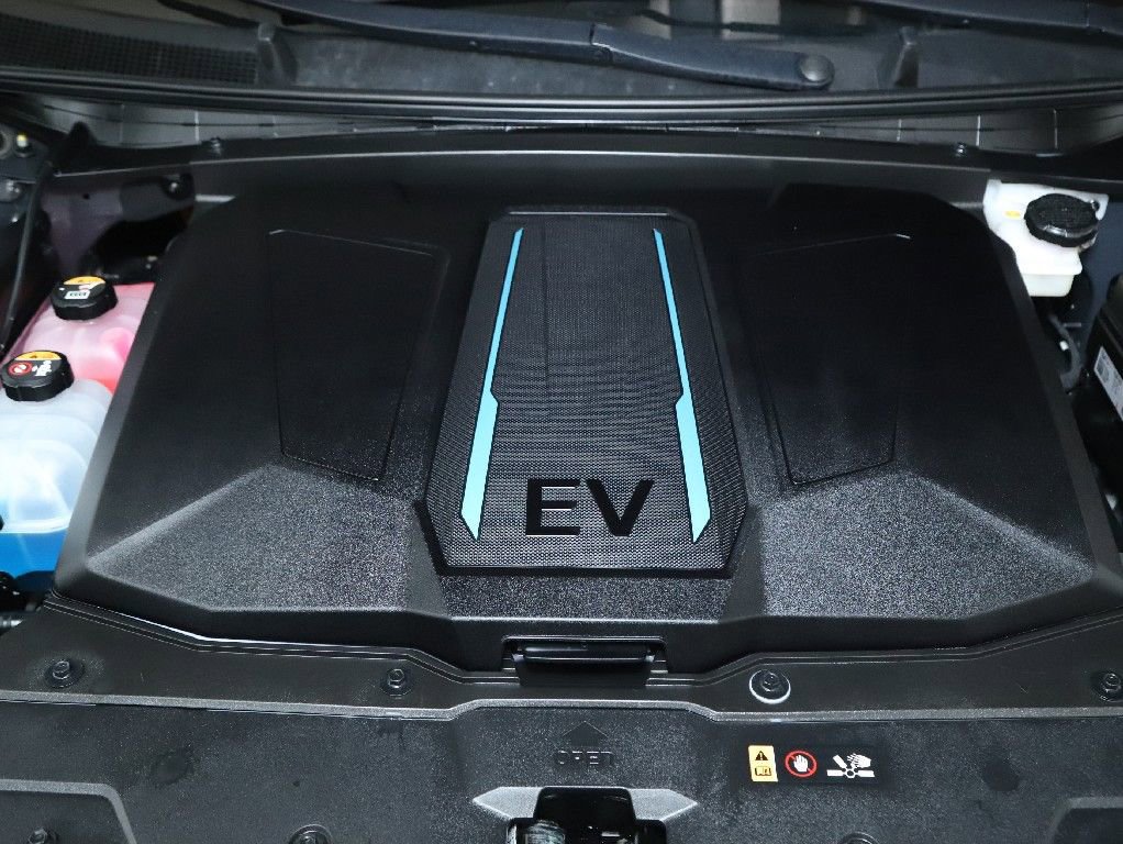 Used 2022 Hyundai Ioniq 5 Limited image 36