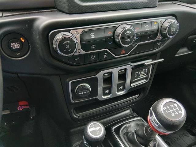 Used 2020 Jeep Wrangler Sport AWD/4WD image 15