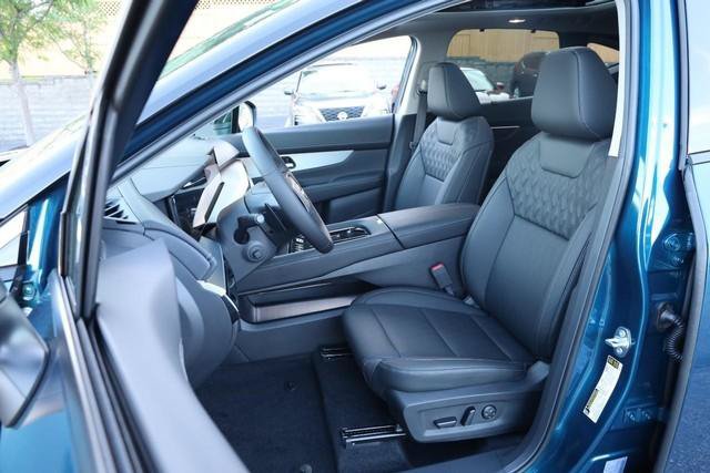 New 2026 Nissan Murano Platinum w/ Cargo Package AWD/4WD image 9