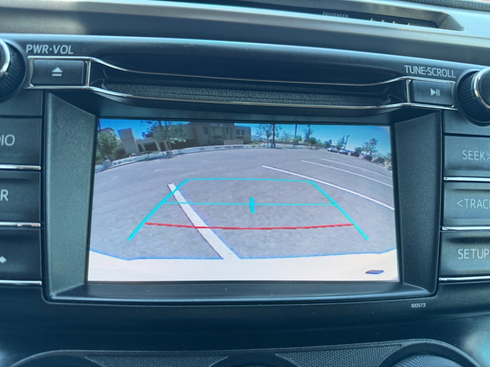 Used 2017 Toyota RAV4 LE FWD image 17