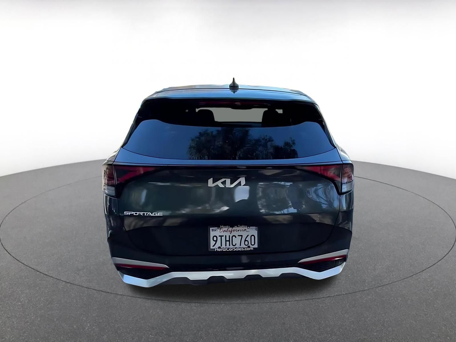 Used 2025 Kia Sportage LX image 12