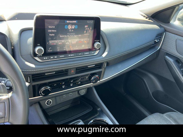 Used 2021 Nissan Rogue S FWD image 29