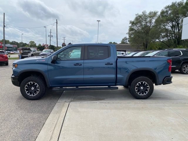 Used 2024 Chevrolet Silverado 1500 ZR2 w/ Technology Package AWD/4WD image 8