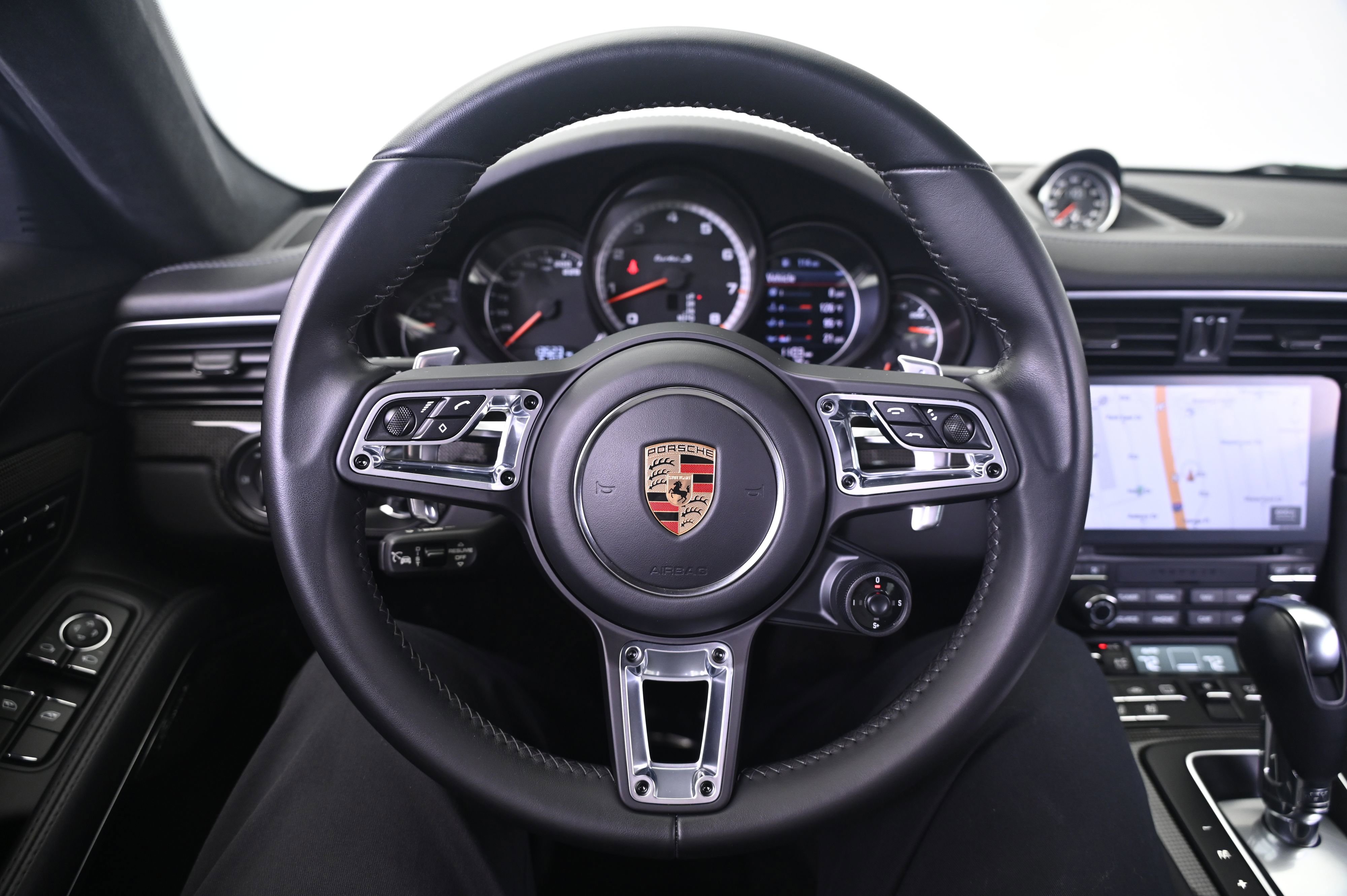 Certified 2019 Porsche 911 Turbo image 32