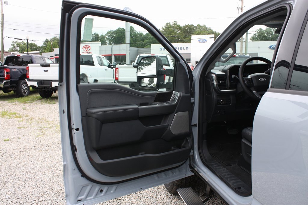 New 2025 Ford F250 Lariat w/ Lariat Ultimate Package image 11