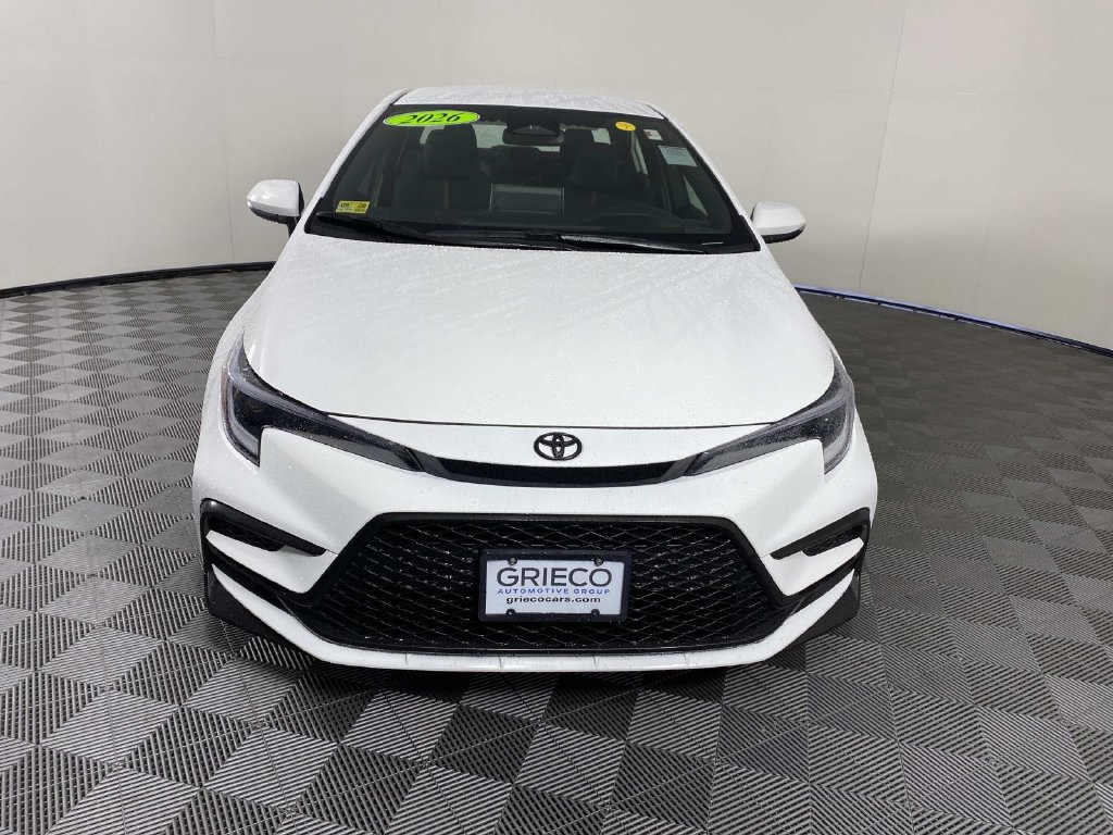 Used 2026 Toyota Corolla SE w/ SE Package FWD image 3