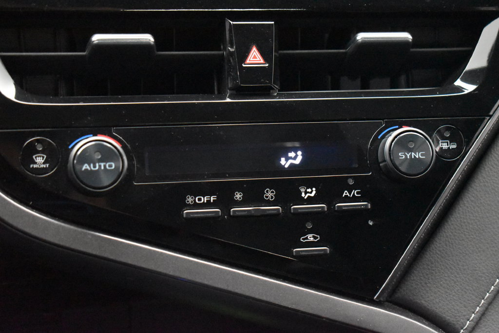 Used 2024 Toyota Camry XSE FWD image 20