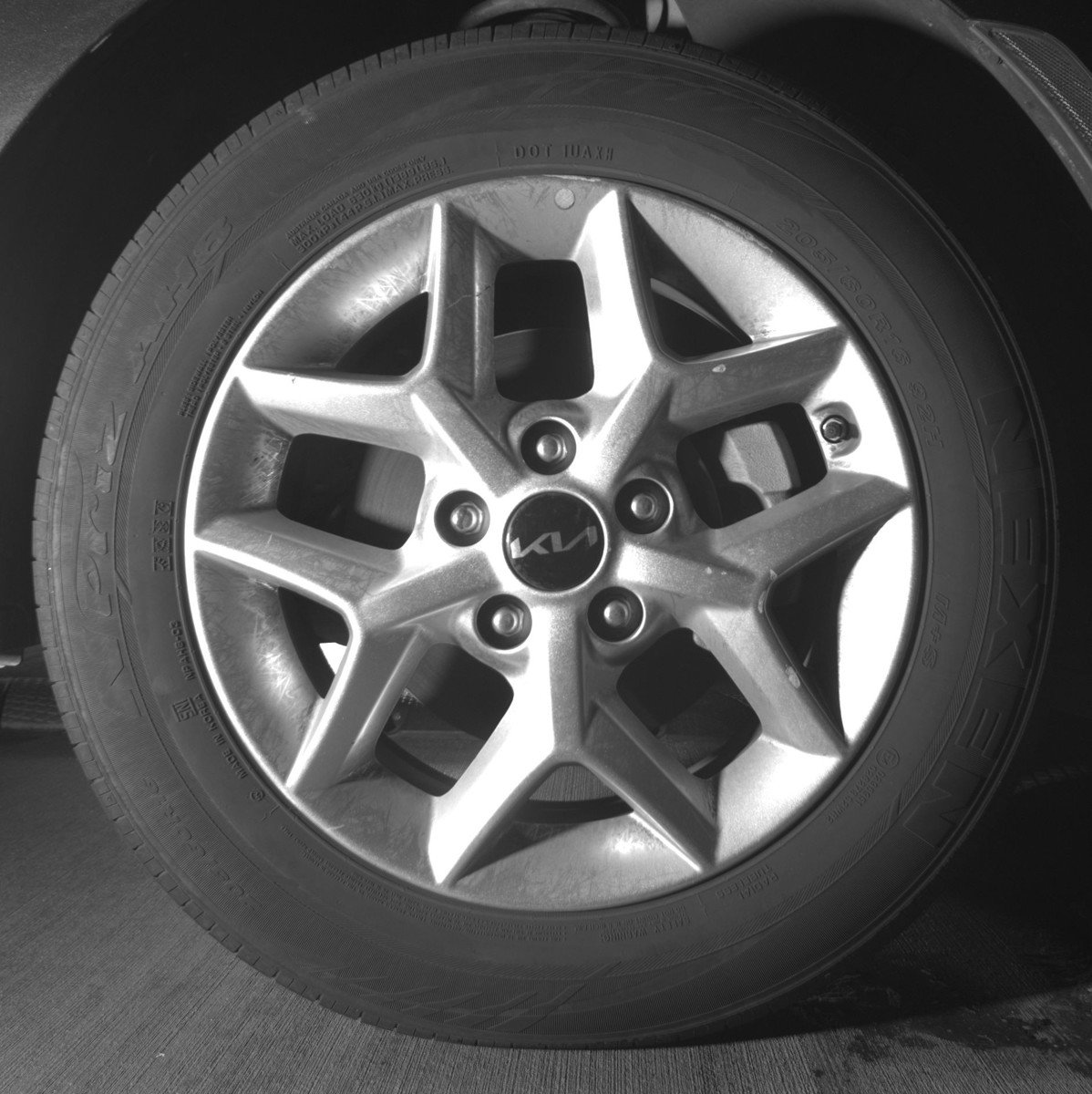 Used 2025 Kia Soul LX w/ LX Technology Package image 12