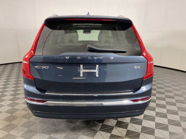 Certified 2025 Volvo XC90 B6 Plus w/ Protection Package Premier AWD/4WD image 6