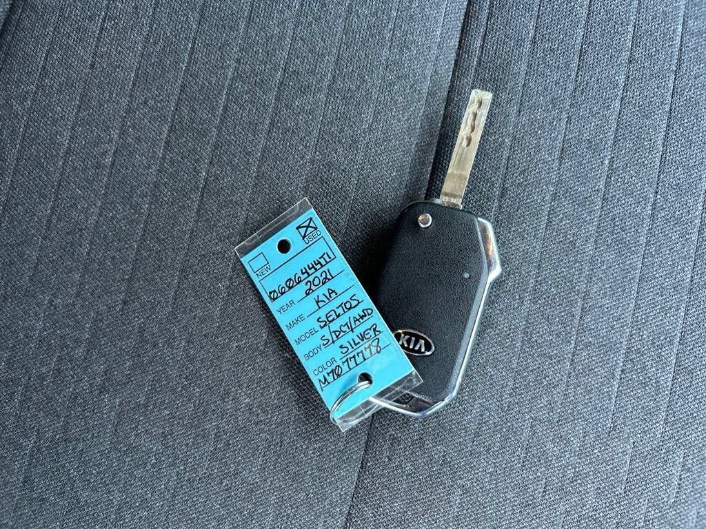 Used 2021 Kia Seltos S AWD/4WD image 33