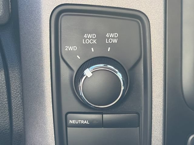 Used 2015 RAM 1500 ST AWD/4WD image 36