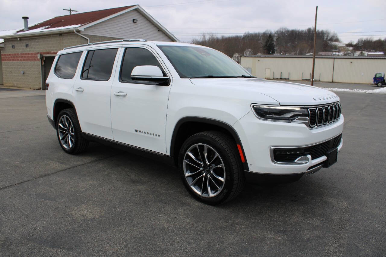 Used 2022 Jeep Wagoneer Series III w/ Premium Group I image 7