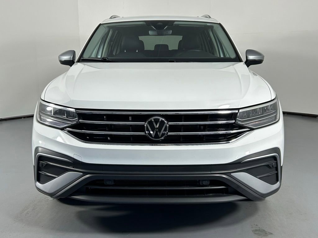 Used 2024 Volkswagen Tiguan Wolfsburg Edition FWD image 2