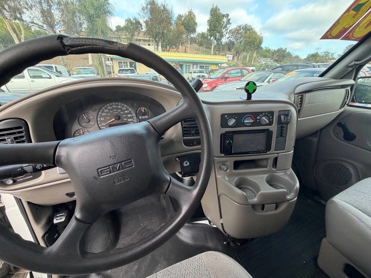 Used 2004 GMC Safari w/ Seat Package RWD image 10