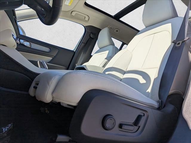 New 2026 Volvo XC40 B5 Plus w/ Protection Package Premier image 4