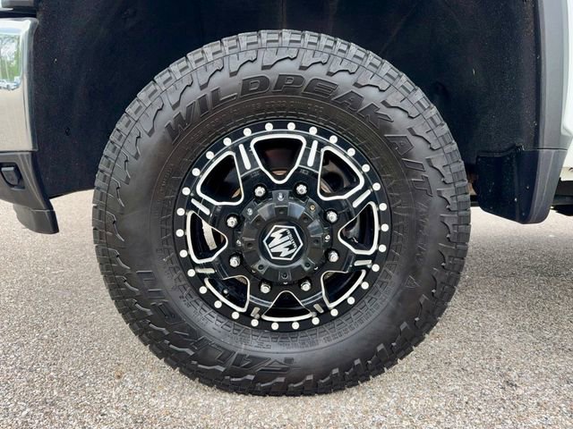 Used 2024 Chevrolet Silverado 3500 LTZ w/ LTZ Convenience Package AWD/4WD image 30