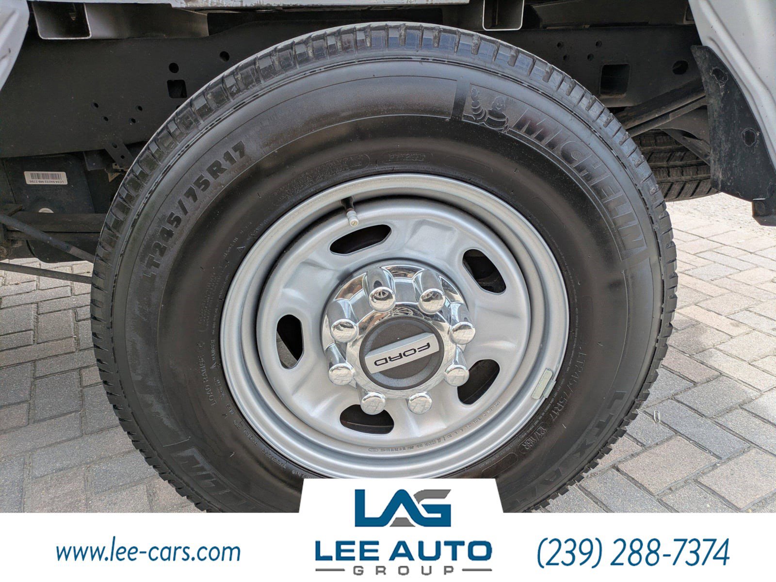 Used 2022 Ford F250 XL w/ Power Equipment Group image 9