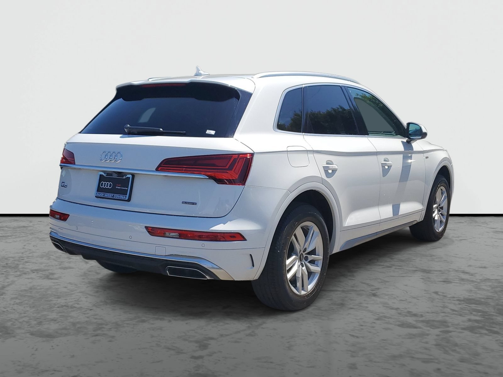 Used 2022 Audi Q5 2.0T Premium AWD/4WD image 4
