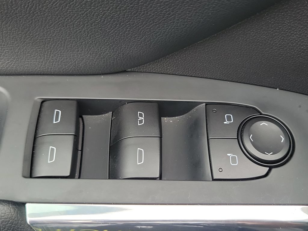 Used 2026 Chevrolet Traverse LT AWD/4WD image 20