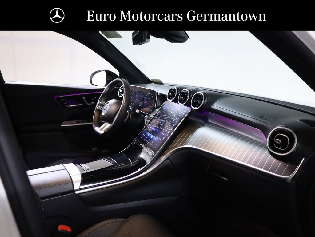 Used 2023 Mercedes-Benz GLC 300 4MATIC w/ AMG Line image 44
