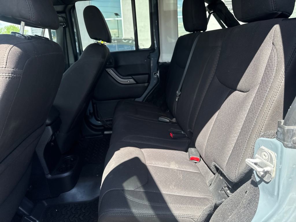 Used 2014 Jeep Wrangler Unlimited Sport w/ Quick Order Package 24S AWD/4WD image 19