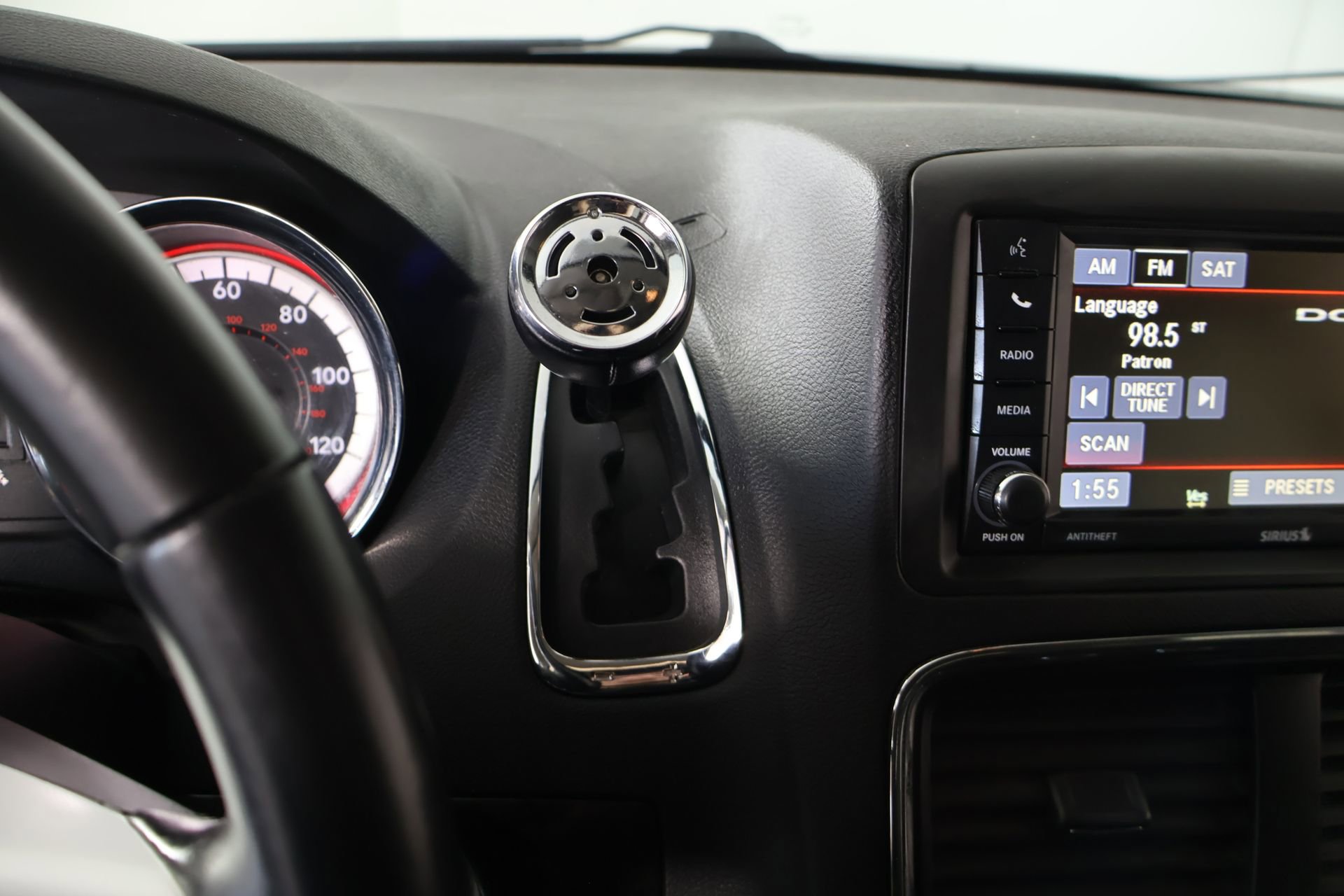 Used 2017 Dodge Grand Caravan SE w/ Power Window Group FWD image 7