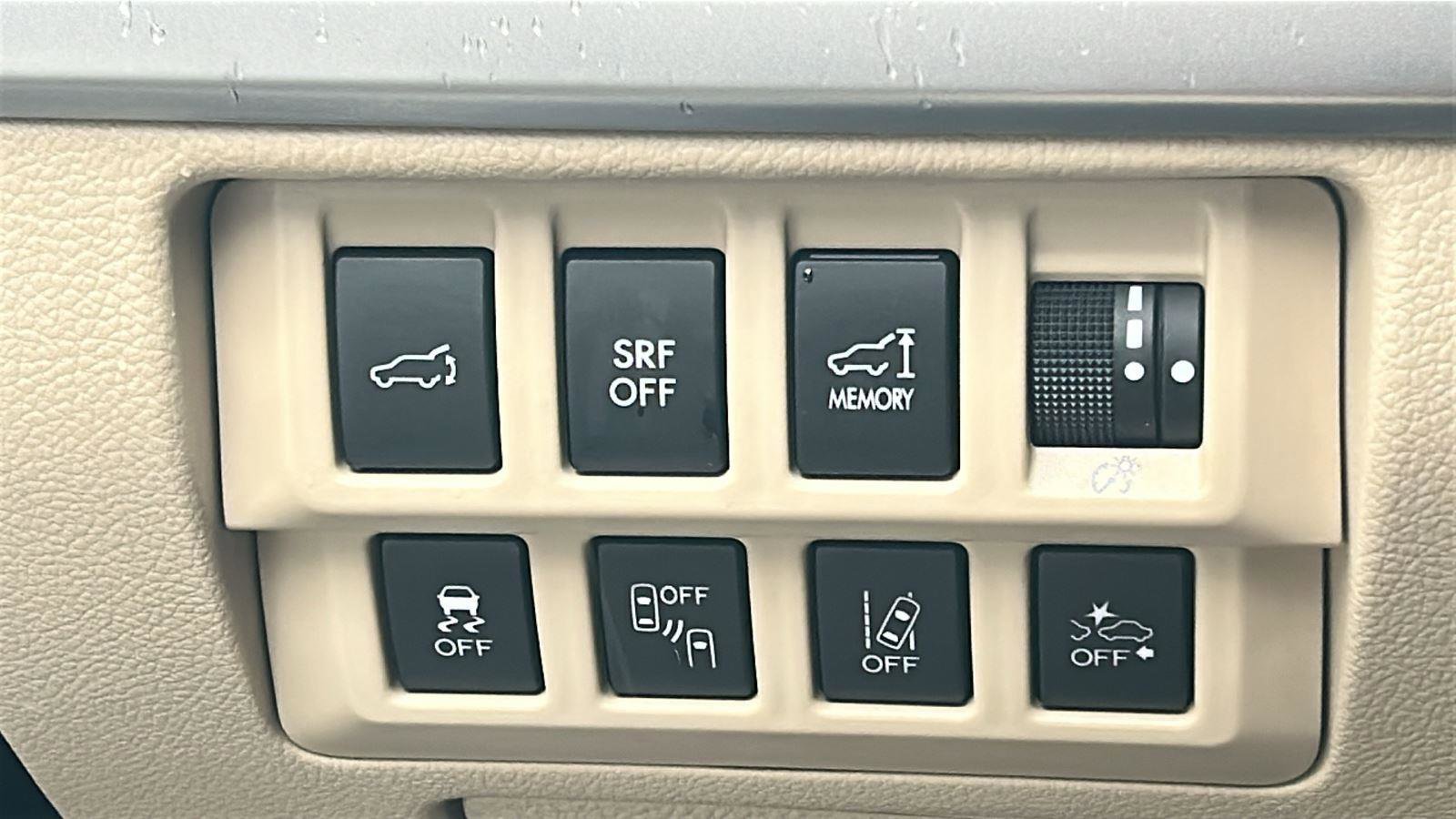 Used 2017 Subaru Outback 3.6R Limited AWD/4WD image 17