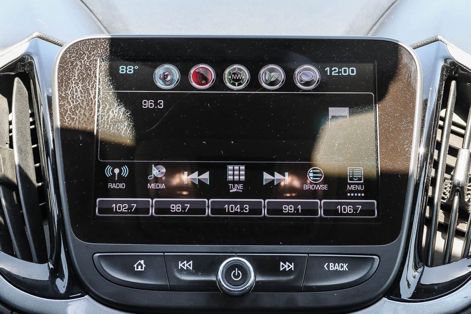 Used 2016 Chevrolet Volt LT w/ Comfort Package FWD image 20