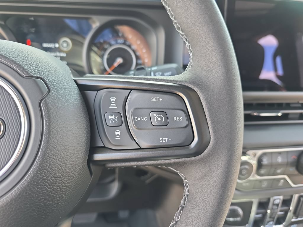 New 2026 Jeep Wrangler Unlimited Rubicon AWD/4WD image 17