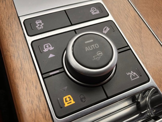 Used 2019 Land Rover Range Rover Long Wheelbase Autobiography image 20