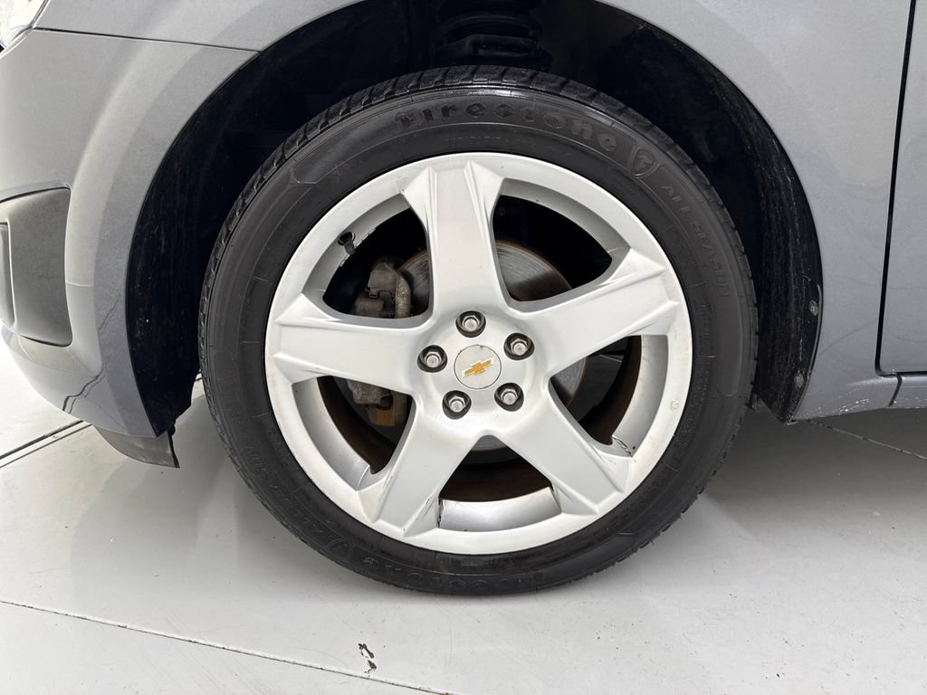Used 2012 Chevrolet Sonic LTZ FWD image 9