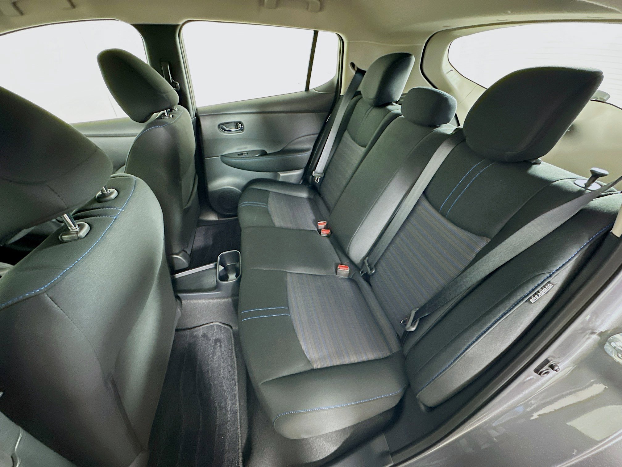Used 2024 Nissan Leaf S FWD image 26